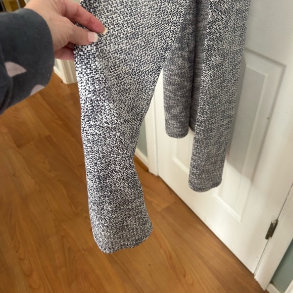 LulaRoe Women's Side Slit Marled Gray Knit Joy Long Line Duster Vest - Picture 3 of 4